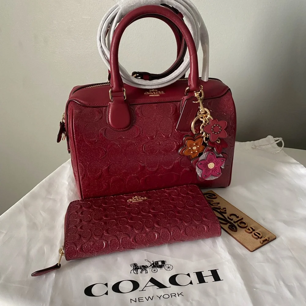 Coach  Debossed mini Bennett Satchel with matching wallet - Picture 3 of 9